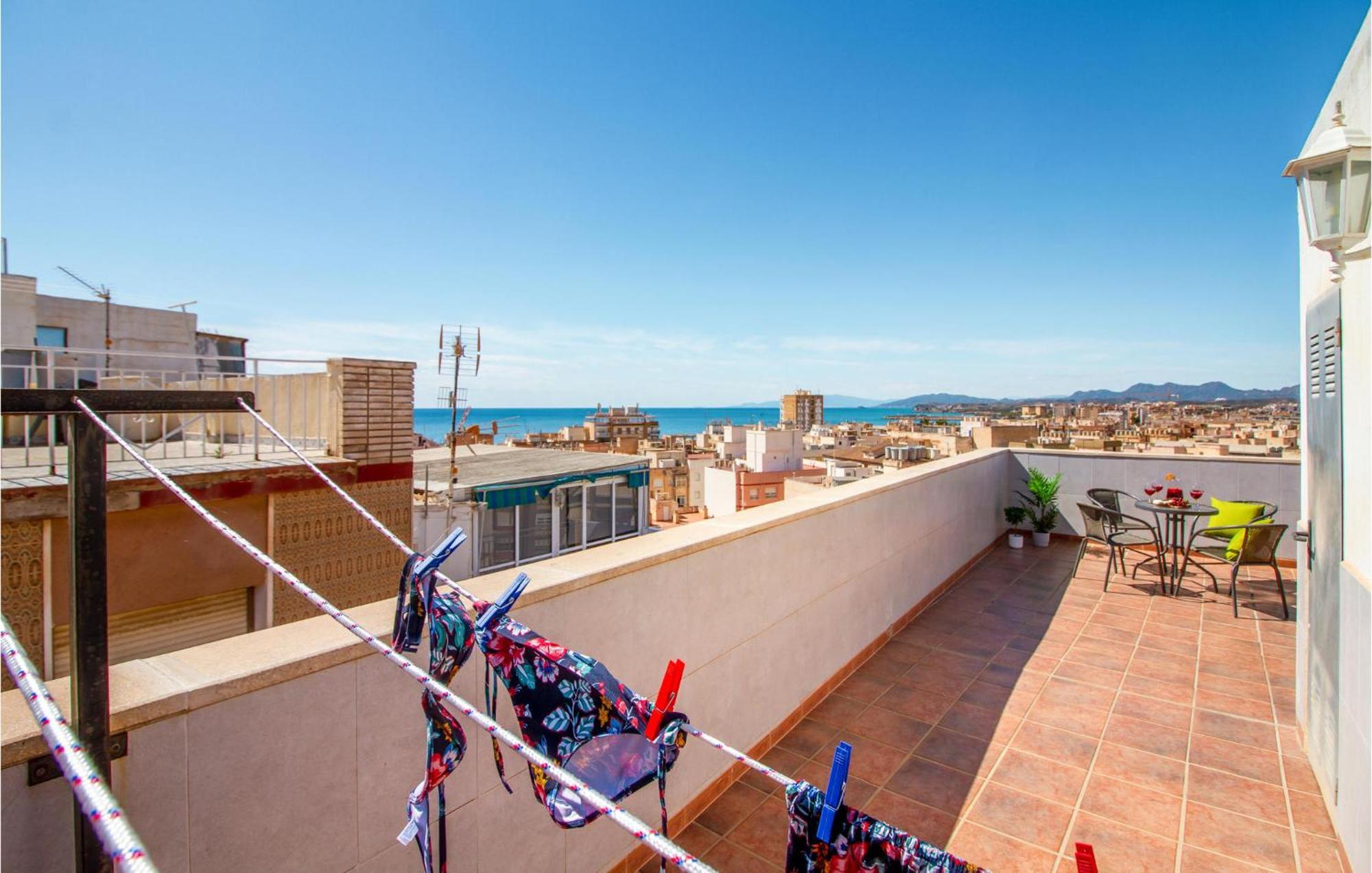 Cozy Apartment In Aguilas With Kitchen Exterior foto